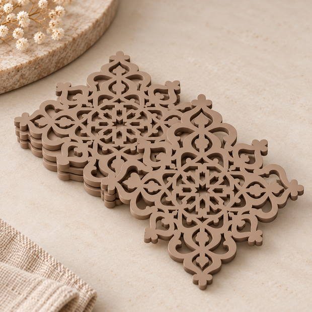 Dining table centrepiece